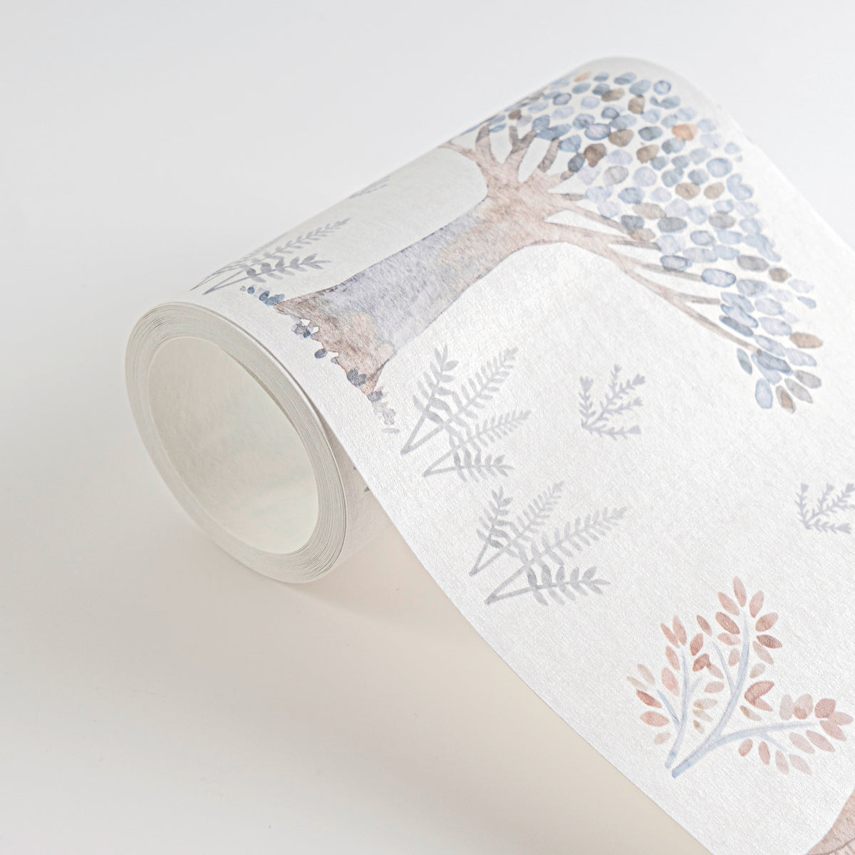 Papel pintado de alta calidad de la colección para habitaciones infantiles en color beige. 
