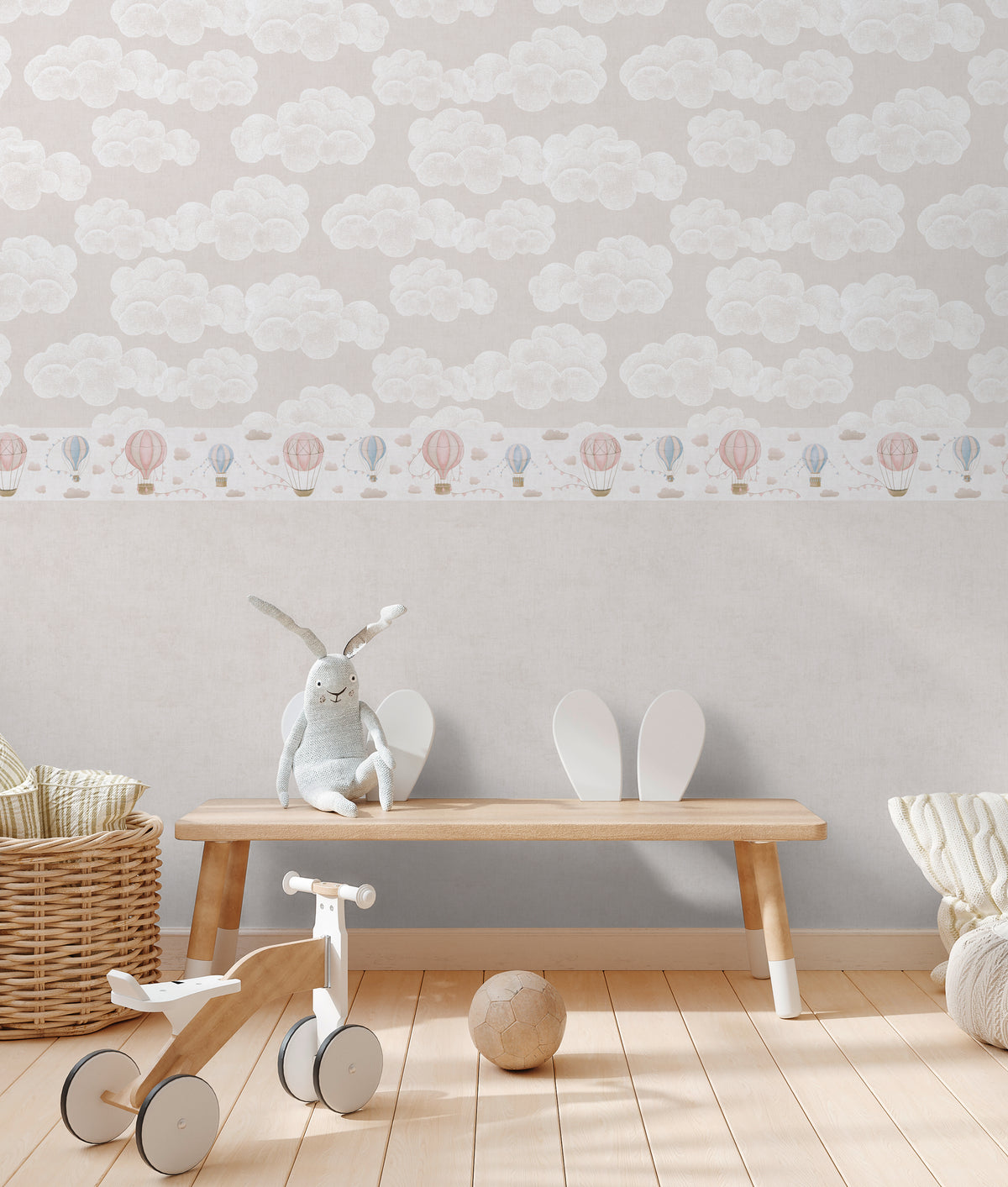 Papel pintado de alta calidad de la colección Lilly & Luis en color beige. 