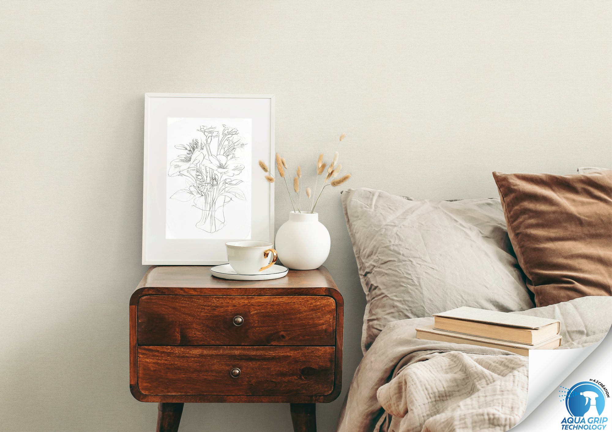 Hochwertige  Tapete aus der Kollektion WOW in Creme