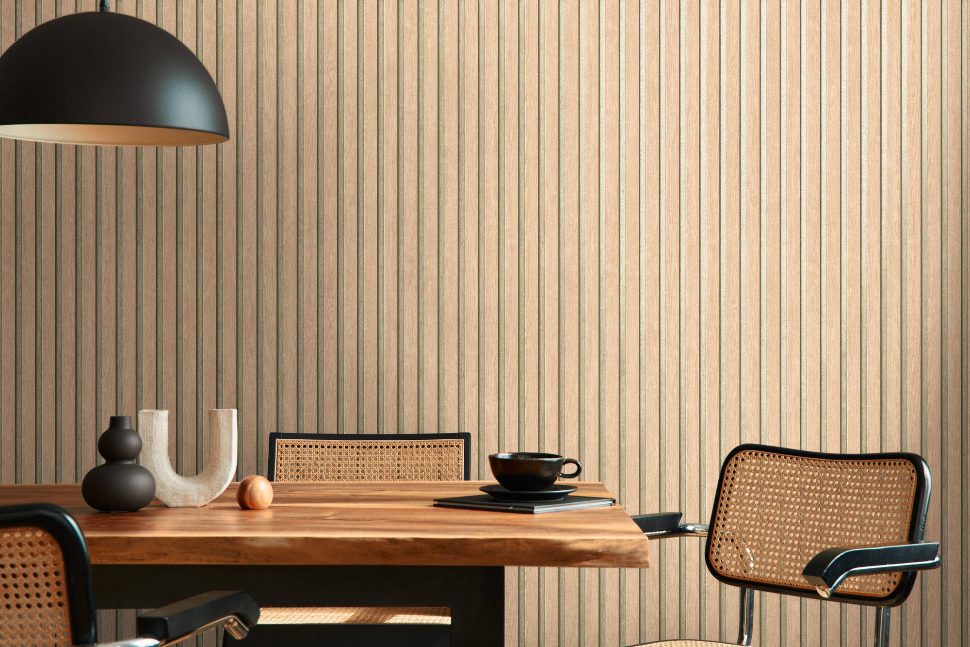 Hochwertige Tapete aus der Kollektion Hygge III in Braun