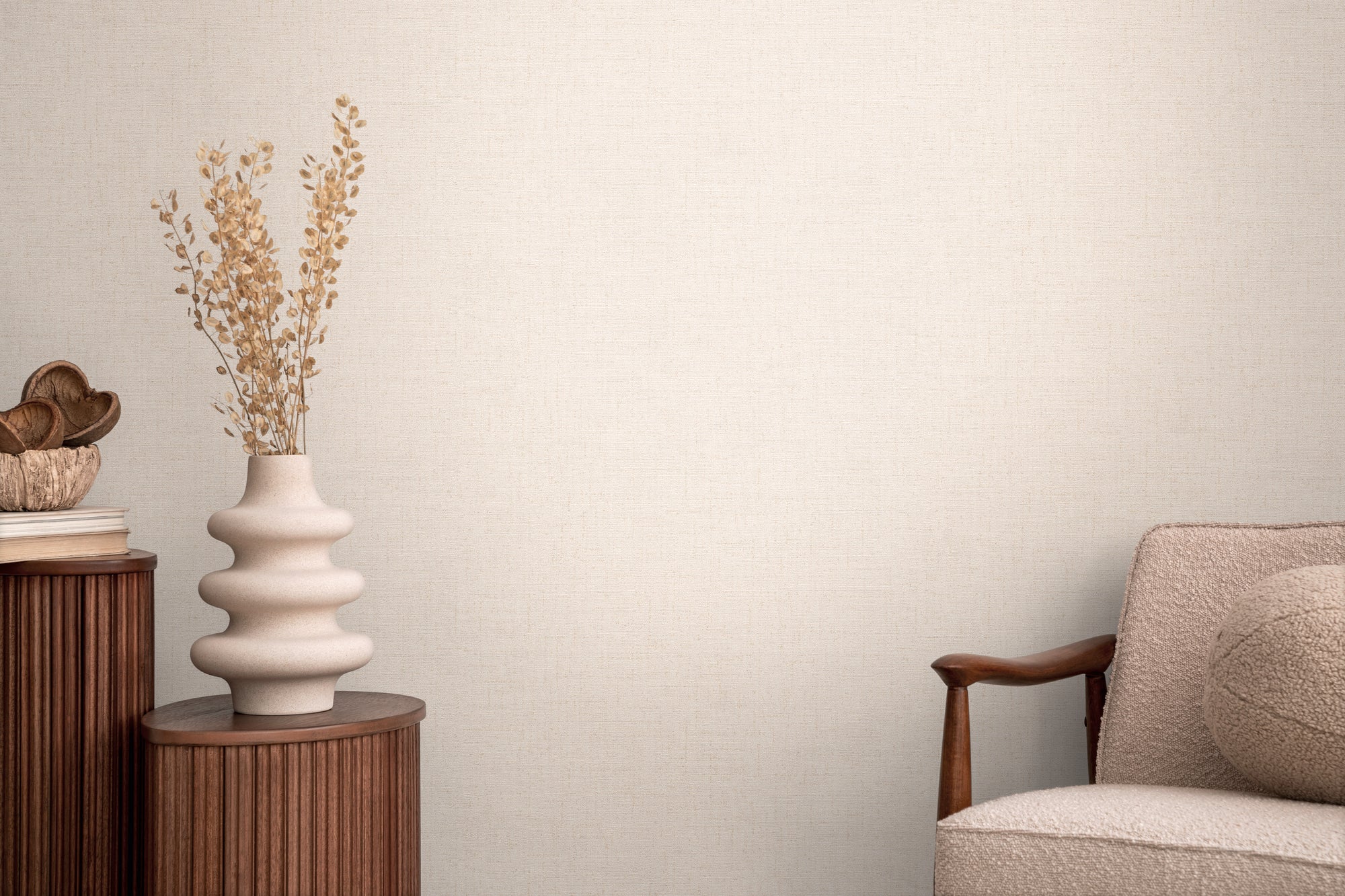 High-quality wallpaper from the CosmoLiving collection in cream 