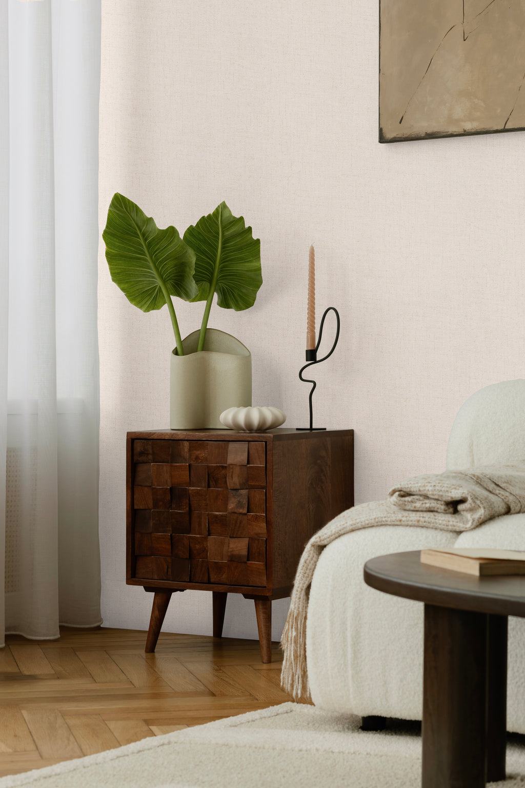 High-quality wallpaper from the CosmoLiving collection in cream 