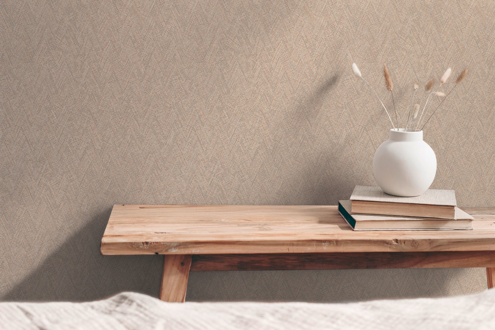 Hochwertige Tapete aus der Kollektion Hygge III in Braun